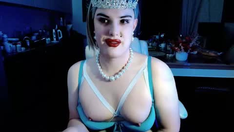 Snapshot of paoladoll chatting on 11/14/25, 12:04 Sarina Williams online show from 11/14/25, 12:04
