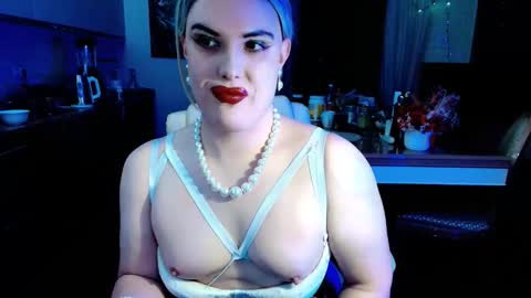 Snapshot of paoladoll chatting on 02/28/26, 11:44 Sarina Williams online show from 02/28/26, 11:44