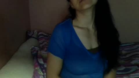 paolamz10 online show from 09/21/25, 11:50