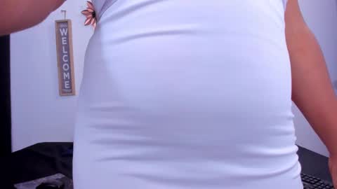 Snapshot of paolitaken chatting on 02/14/25, 12:41 paolitaken online show from 02/14/25, 12:41