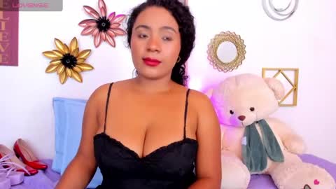 Snapshot of paolitaken chatting on 06/19/26, 01:43 paolitaken online show from 06/19/26, 01:43