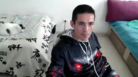 papi wilo online show from 10/29/25, 08:32