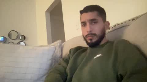 papicubano_guapo23cm online show from 12/02/24, 05:04