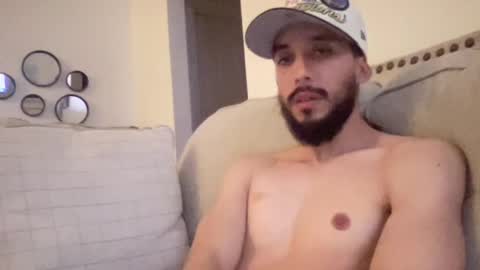 papicubano_guapo23cm online show from 03/02/26, 07:09