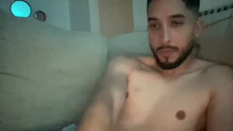 Snapshot of papicubano_guapo23cm chatting on 07/20/26, 11:45 papicubano_guapo23cm online show from 07/20/26, 11:45