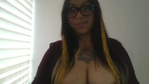 Snapshot of paprika_01sx chatting on 02/20/26, 04:51 paprika 01sx online show from 02/20/26, 04:51