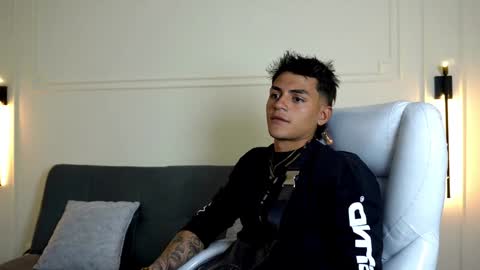 Ryan And Casper online show from 02/08/25, 12:17