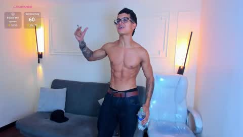 Ryan And Casper online show from 10/27/25, 10:47