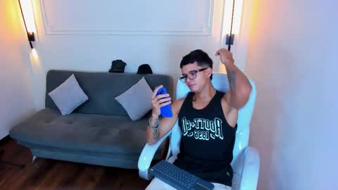 Ryan And Casper online show from 12/22/25, 04:48