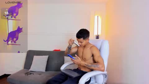 Ryan And Casper online show from 02/03/26, 05:29