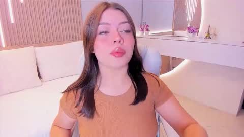 Amy and my doll online show from 12/03/25, 03:47