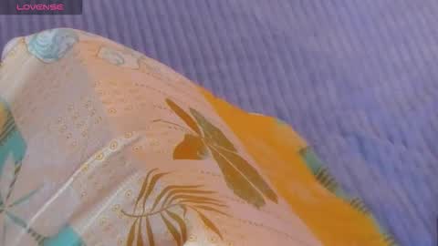 paranoidtemptaion_ online show from 10/17/25, 12:08