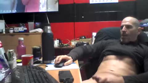 Snapshot of pareja74vlc chatting on 02/12/26, 02:01 pareja74vlc online show from 02/12/26, 02:01