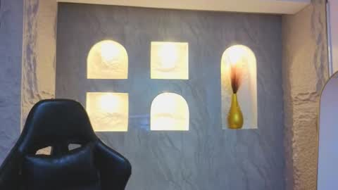 Snapshot of paris_b_ chatting on 11/16/25, 12:11 paris online show from 11/16/25, 12:11