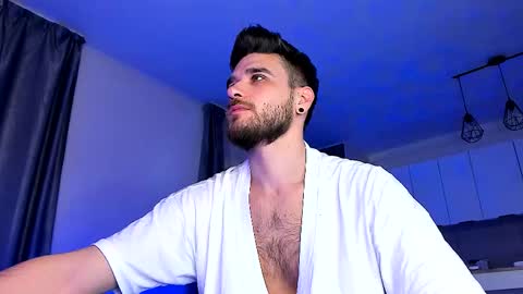 Paris online show from 01/08/26, 01:57