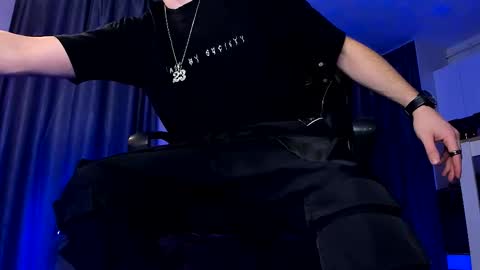 Paris online show from 01/16/26, 08:24