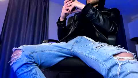 Paris online show from 03/12/26, 09:32