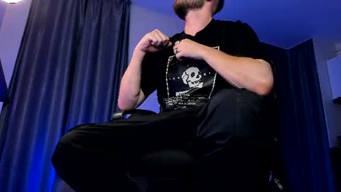 Paris online show from 06/12/26, 10:08