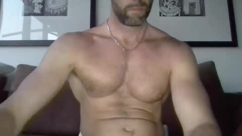 Porn Actor 21cm Hetero online show from 01/26/25, 06:06