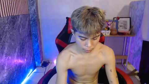 HENRY online show from 10/23/25, 04:28