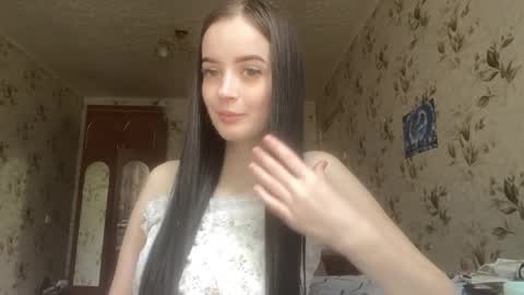 Milana online show from 05/08/26, 12:10