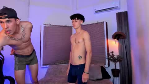 liampacoyosh and erick online show from 09/23/25, 02:03