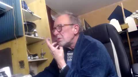 pascal88881 online show from 12/08/24, 08:20