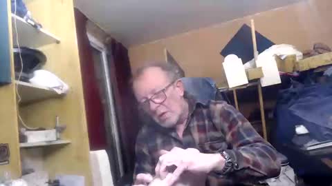 pascal88881 online show from 12/09/24, 09:39