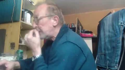 pascal88881 online show from 12/10/24, 08:51