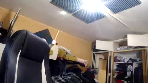 pascal88881 online show from 12/24/24, 11:28