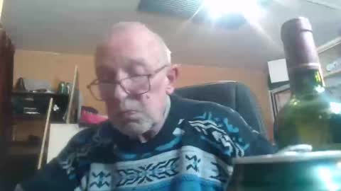 pascal88881 online show from 12/31/24, 10:01