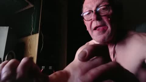 pascal88881 online show from 10/13/25, 10:43