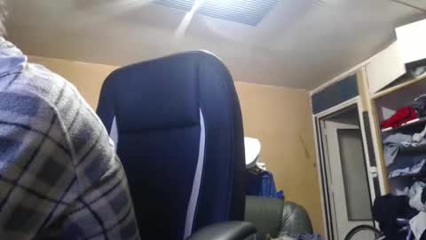 pascal88881 online show from 11/15/25, 03:04