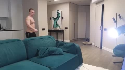 Pashka online show from 02/25/25, 11:19