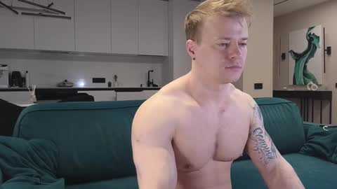 Pashka online show from 02/27/25, 04:31