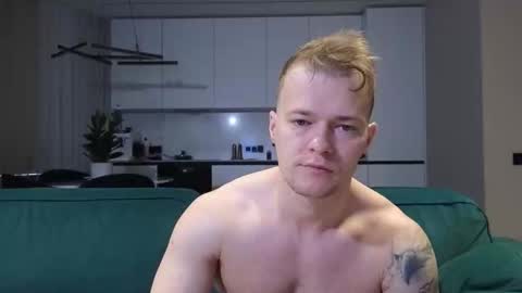 Pashka online show from 10/15/25, 06:13