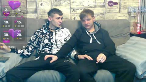 Max tall dark-haired guy with tattoos and Phil blond-haired online show from 04/03/26, 01:03