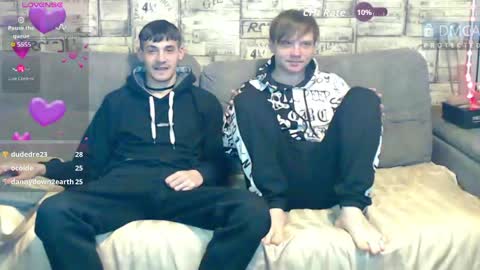 Max tall dark-haired guy with tattoos and Phil blond-haired online show from 05/15/26, 11:23