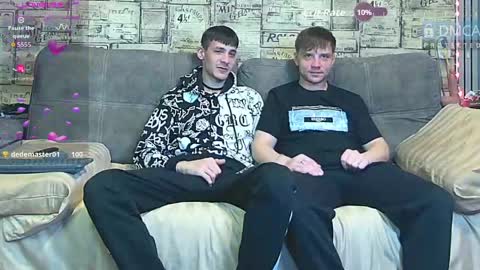Max tall dark-haired guy with tattoos and Phil blond-haired online show from 05/22/26, 12:51