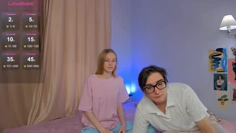 Snapshot of passionbond chatting on 10/08/25, 12:25 We Katrin and Moris online show from 10/08/25, 12:25