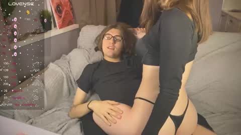 Zoe online show from 02/21/25, 09:22