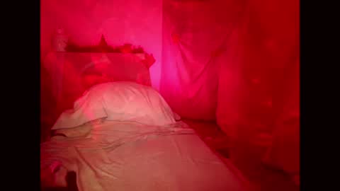 Snapshot of passionduo4 chatting on 12/22/24, 06:15 PassionDuo4 online show from 12/22/24, 06:15