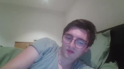Snapshot of patat1996 chatting on 11/28/25, 02:47 patat1996 online show from 11/28/25, 02:47