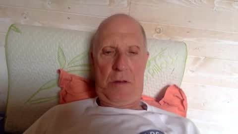 Pati24 online show from 10/18/25, 01:01