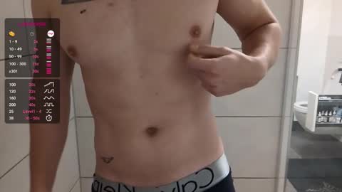 patii132 online show from 11/17/25, 05:02