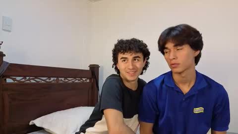 patri_ck_villa online show from 10/24/25, 11:01