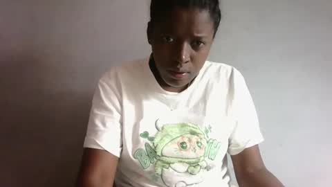 Snapshot of patricia9090 chatting on 11/21/25, 05:28 patricia9090 online show from 11/21/25, 05:28