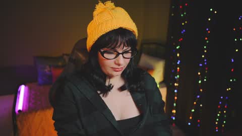 Patricia online show from 01/29/25, 09:07