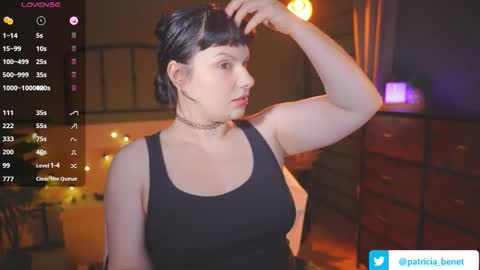 Patricia online show from 09/18/25, 09:28