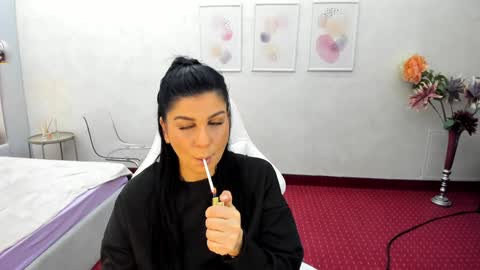Snapshot of patriciakeys chatting on 12/30/24, 05:48 Patricia online show from 12/30/24, 05:48